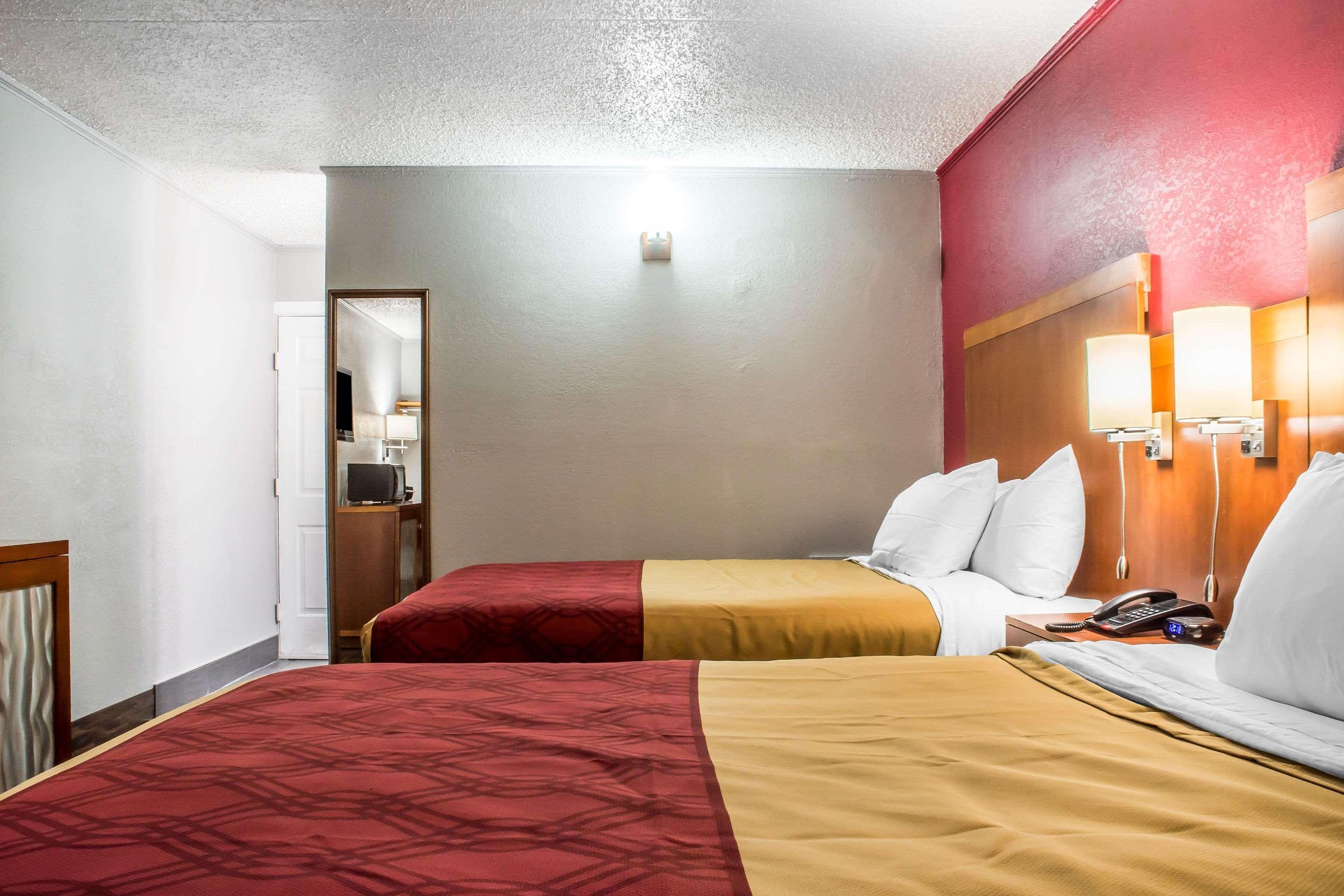Econo Lodge Brockport Eksteriør billede