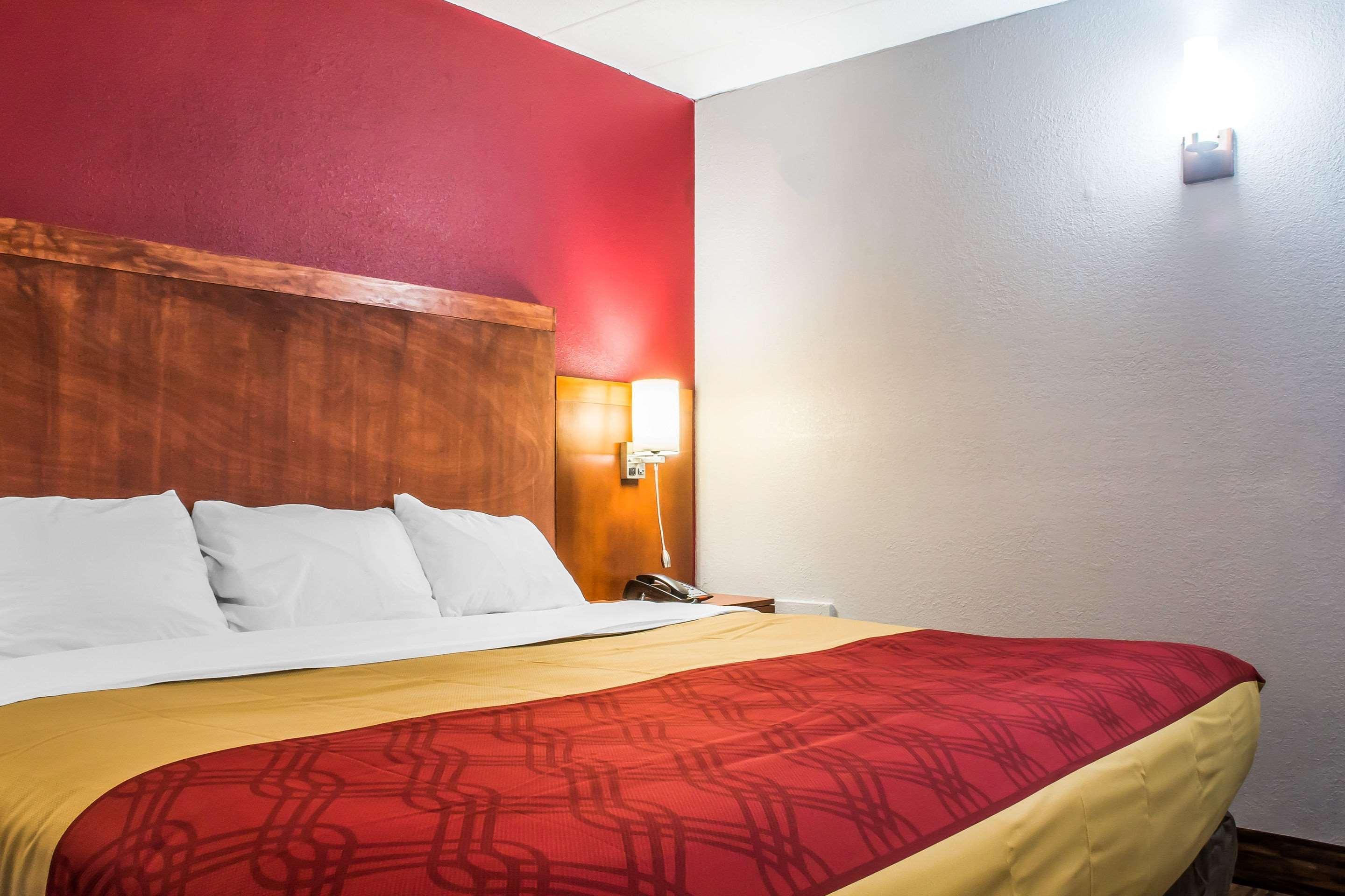 Econo Lodge Brockport Eksteriør billede